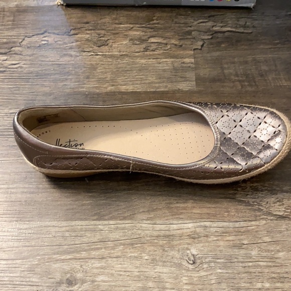 FINAL PRICE Cute Collection by Clark’s Women’s Slip On Shoes - Picture 7 of 9